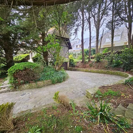 Chant Des Mouettes Maison Renovee Spacieuse Tout Confort Grand Jardin Terrasse Parking 8 Personnes 4 Sdb 5 Wc A 10 Mn A Pied De La Mer Port En Bessin Tous Commerces Restaurants Proche Omaha Beach Exterior foto