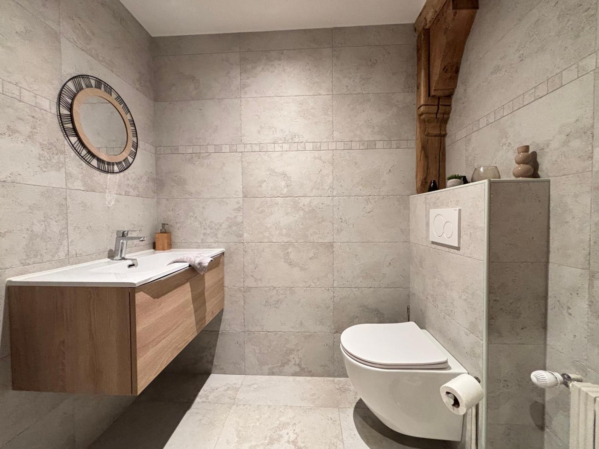 Chant Des Mouettes Maison Renovee Spacieuse Confort Grand Jardin Terrasse Parking 8 Personnes 4 Sdb 5 Wc A 10 Mn A Pied De La En Bessin Tous Commerces Restaurants Proche Omaha *
